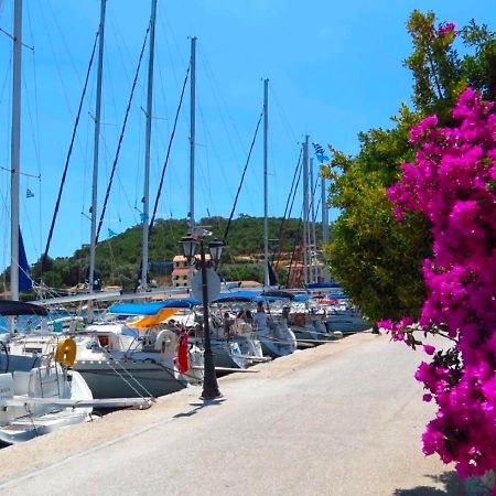 Vlastaras Apartment Sivota  Luaran gambar