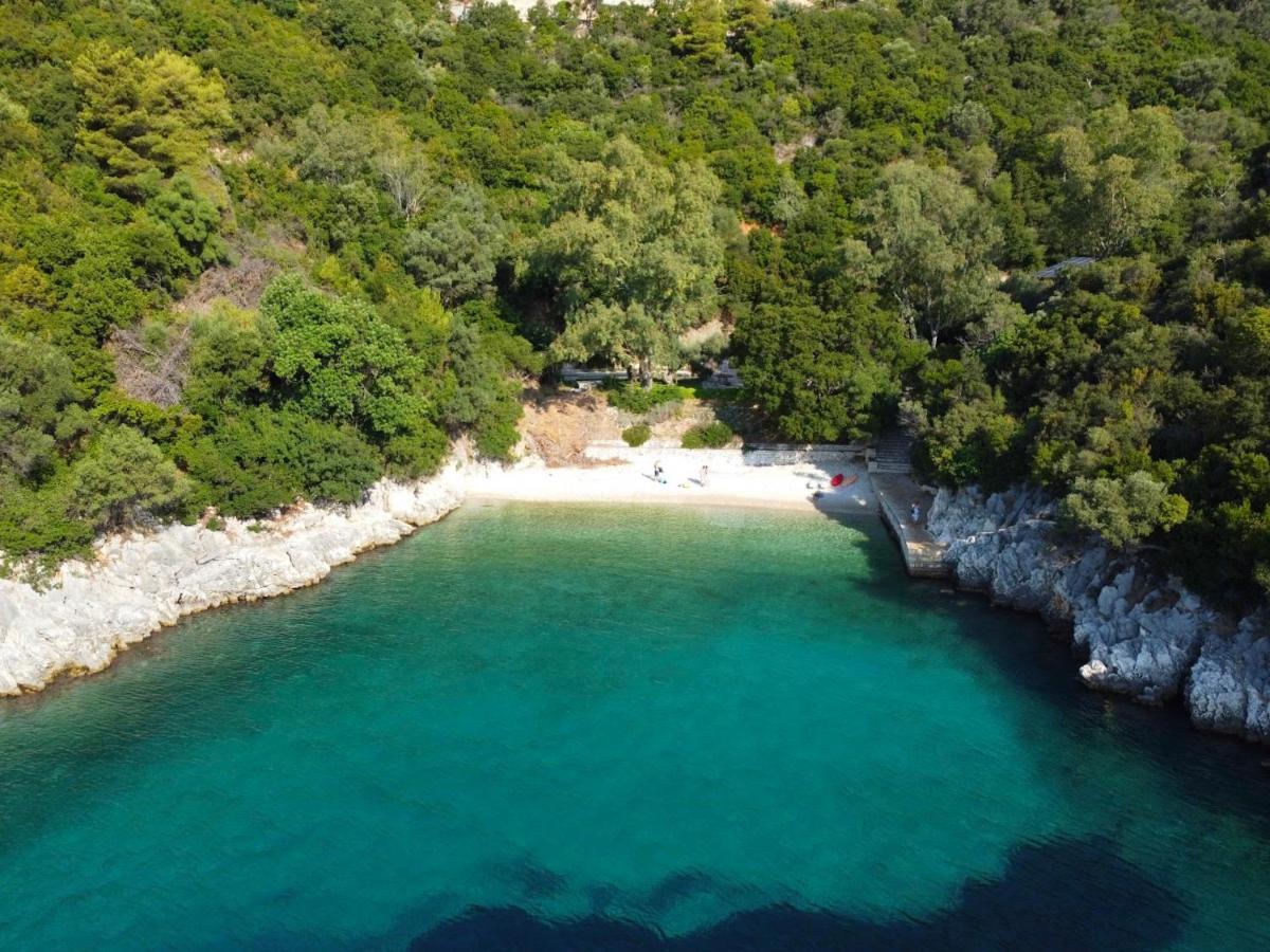 Vlastaras Apartment Sivota  Luaran gambar